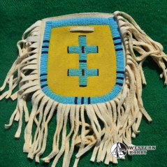 Vyšívaný váček na opasek