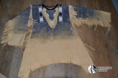 Kožená košile s vyšívanými pásy