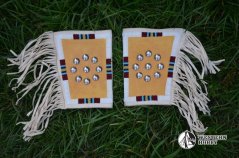 Mužské manžety vyšívané