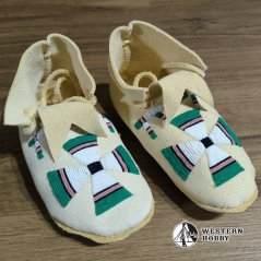 Mokasíny s výšivkou