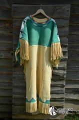 Kožené indiánské šaty s výšivkou