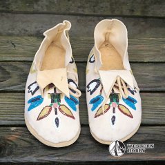 Mokasíny s výšivkou