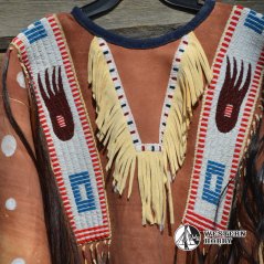 Kožená košile s vyšívanými pásy