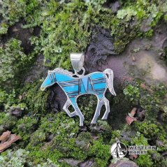 Stříbrný přívěsek koník