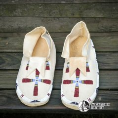 Mokasíny s výšivkou