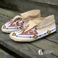 Mokasíny částečně vyšívané