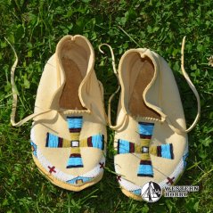 Mokasíny s výšivkou