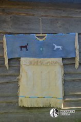 Indiánské šaty s výšivkou